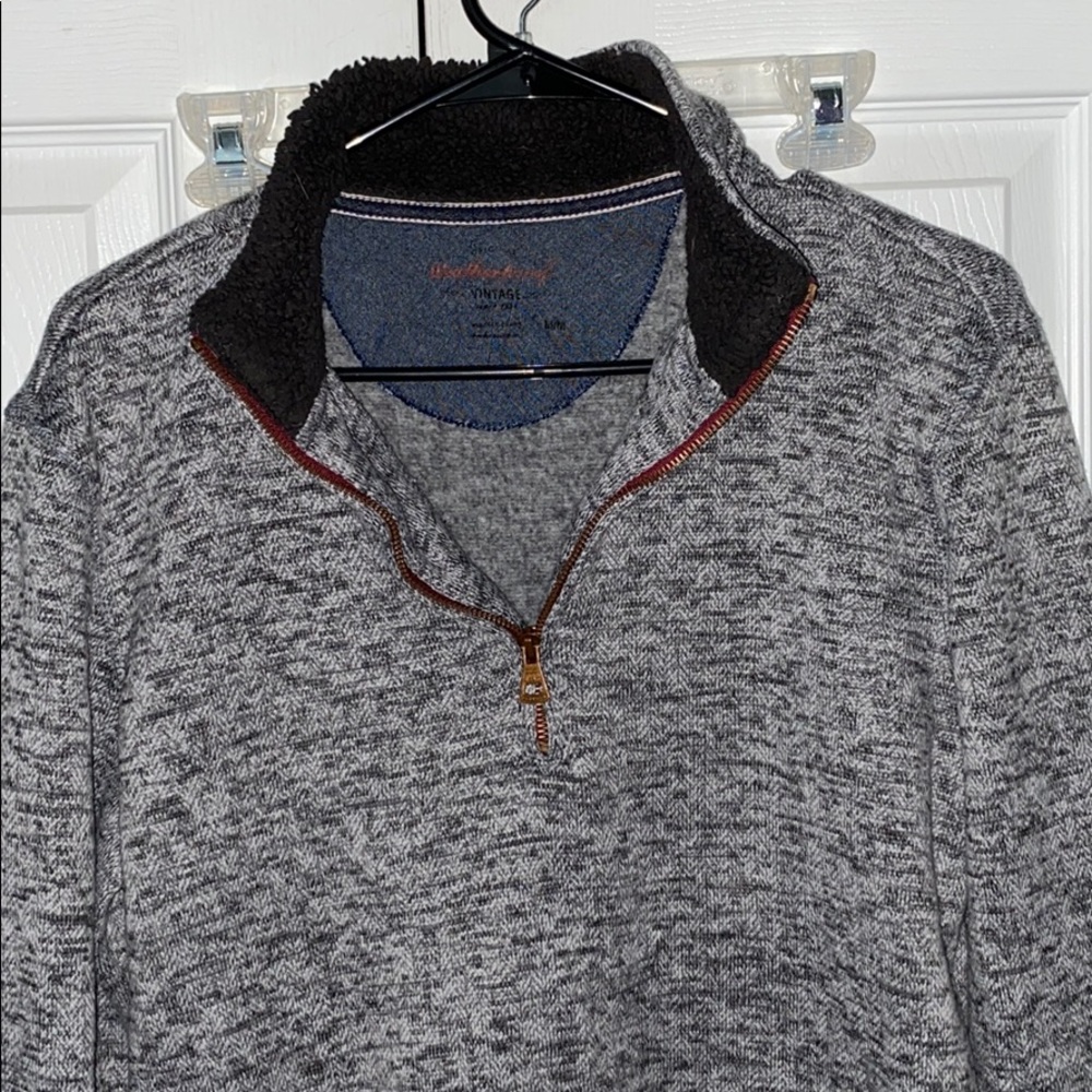 Grey fleece quarter zip